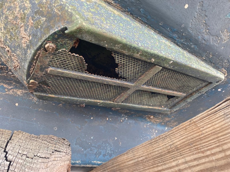 Hull cleaning 0159